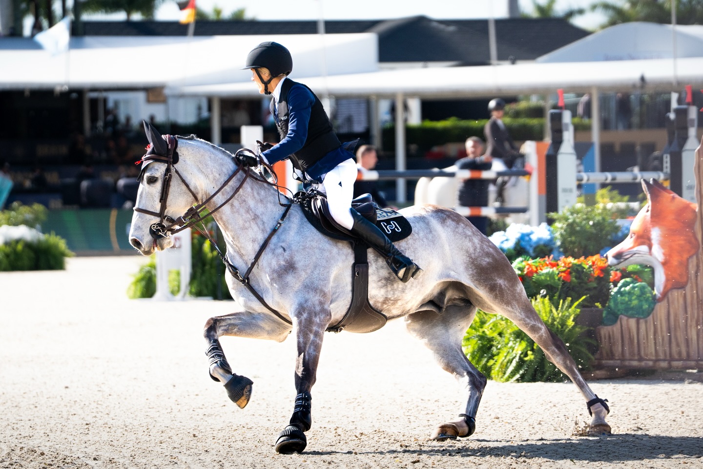 Hilary McNerney & Corlando Cruise to the Blue Ribbon in the $62,500 ...